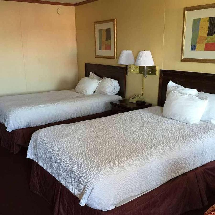 Astoria Hotel Danville West Ngoại thất bức ảnh