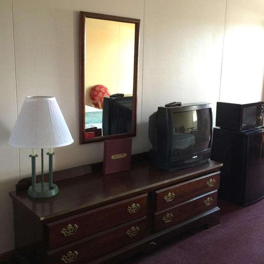 Astoria Hotel Danville West Ngoại thất bức ảnh