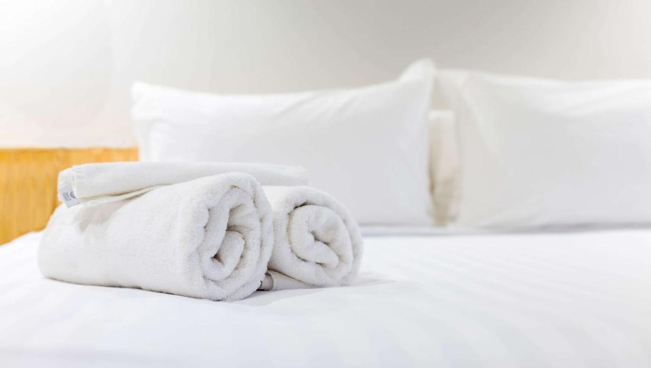 Astoria Hotel Danville West Ngoại thất bức ảnh