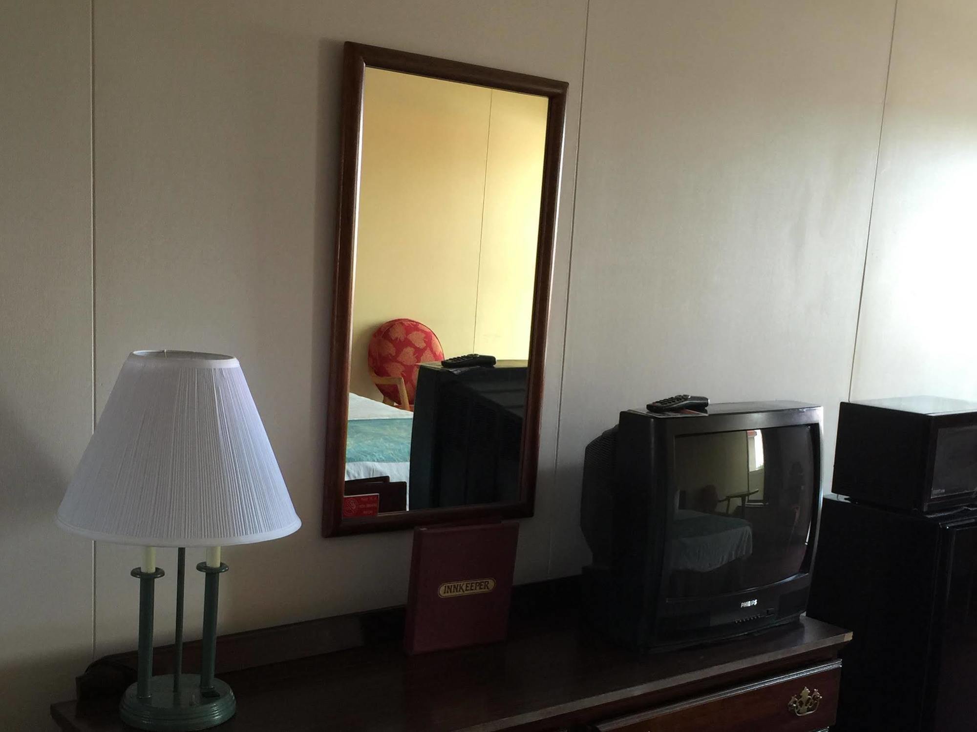 Astoria Hotel Danville West Ngoại thất bức ảnh